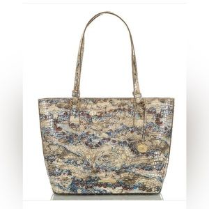 BRAHMIN MEDIUM MISHA TOTE Croc embossed leather in Stratus Melbourne